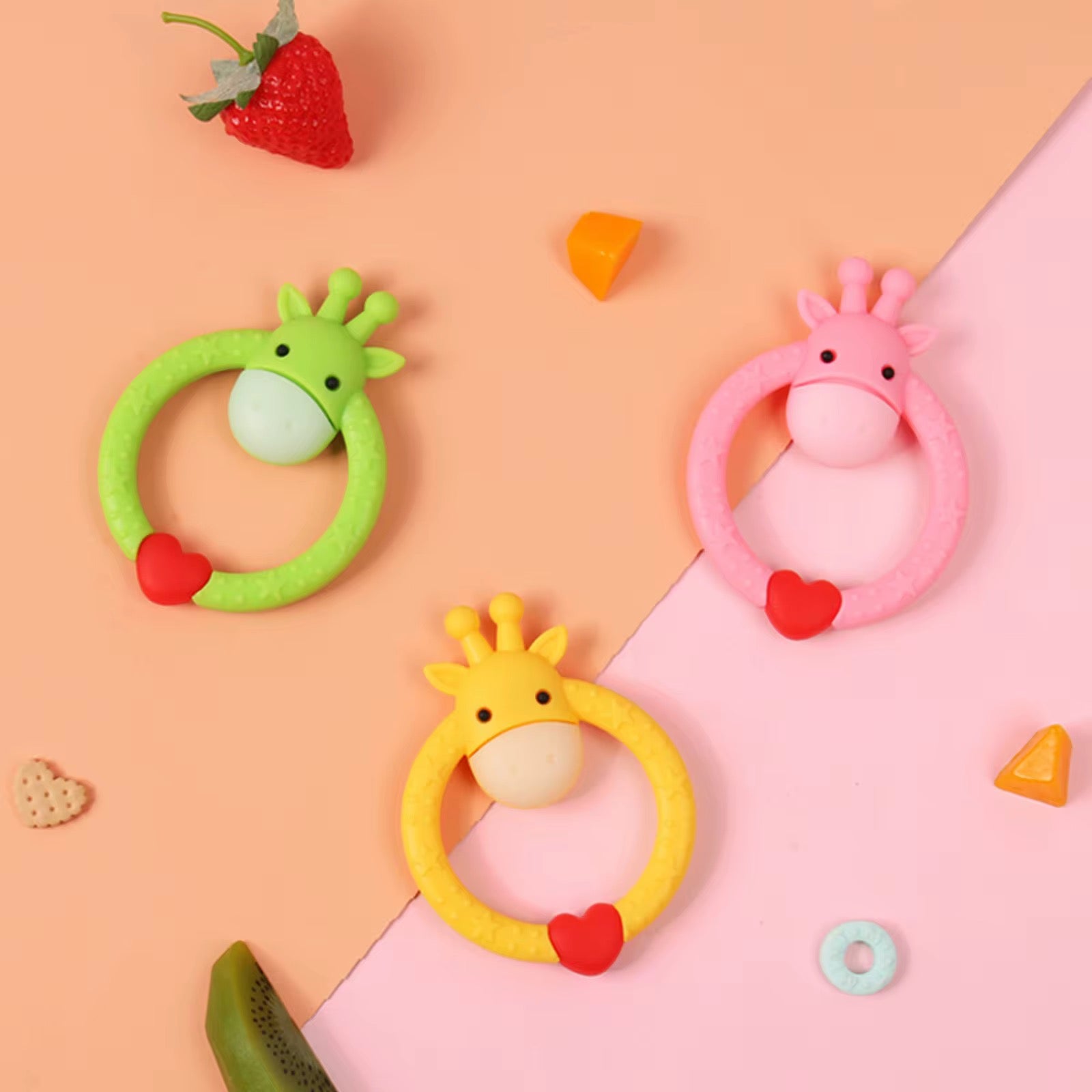 Circle giraffe teether